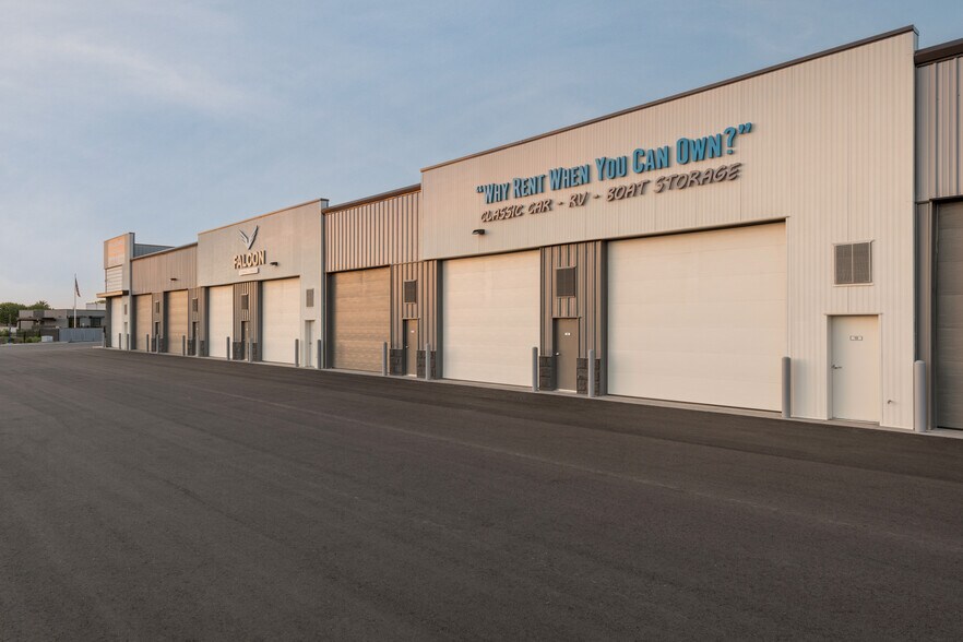 More Photos Of 450 E Willis Rd, Chandler Self Storage For Sale