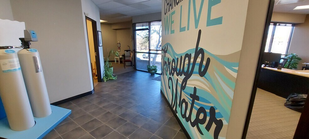 More Photos Of 7399 S Tucson Way, Centennial Flex For Lease