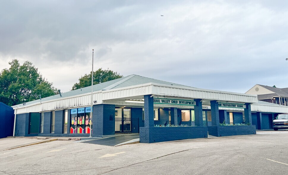 More Photos Of 662 S Edmonds Ln, Lewisville Daycare Center For Sale