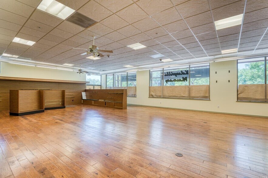 More Photos Of 3720 Main St, Kelseyville Drugstore For Sale
