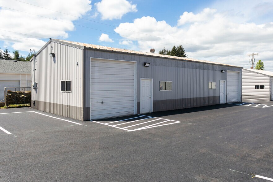 More Photos Of 1091 Chemawa, Keizer Warehouse For Lease