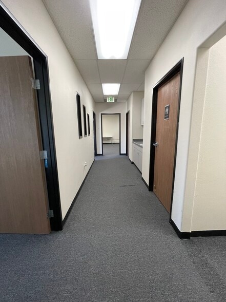 More Photos Of 1976 W Holt Ave, Pomona Warehouse For Sale