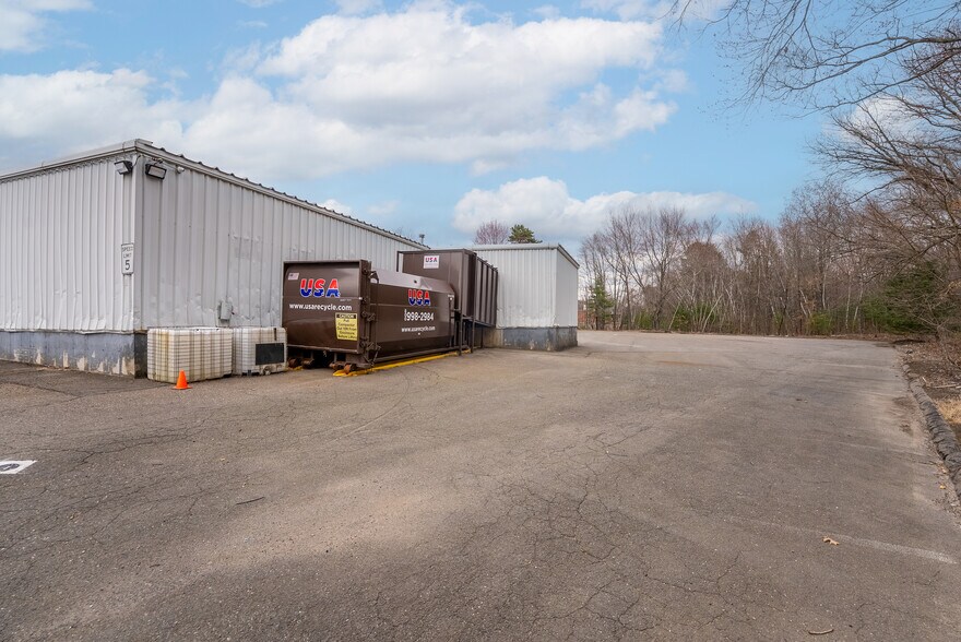 More Photos Of 755 New Ludlow Rd, South Hadley Warehouse For Sale