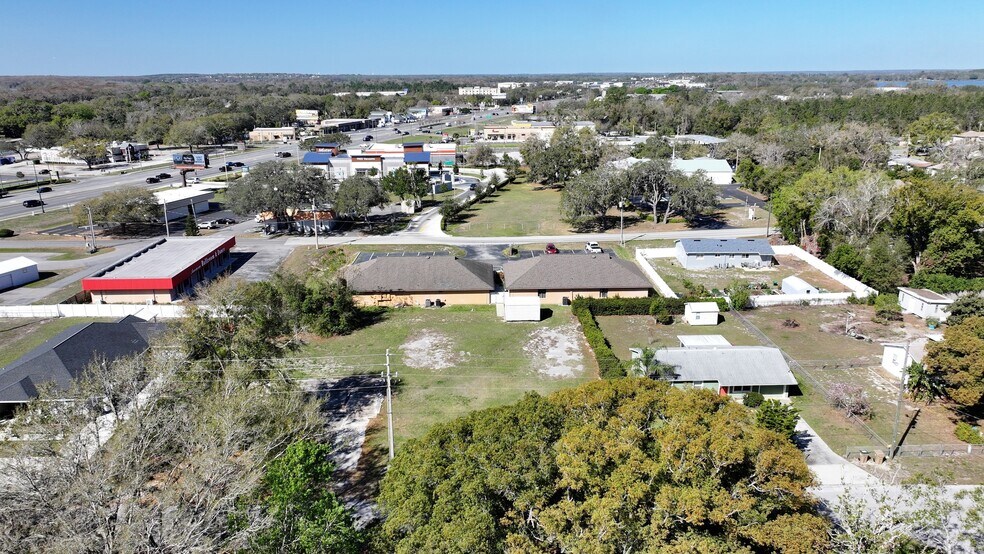 More Photos Of 32644 Blossom ln, Leesburg Office For Sale