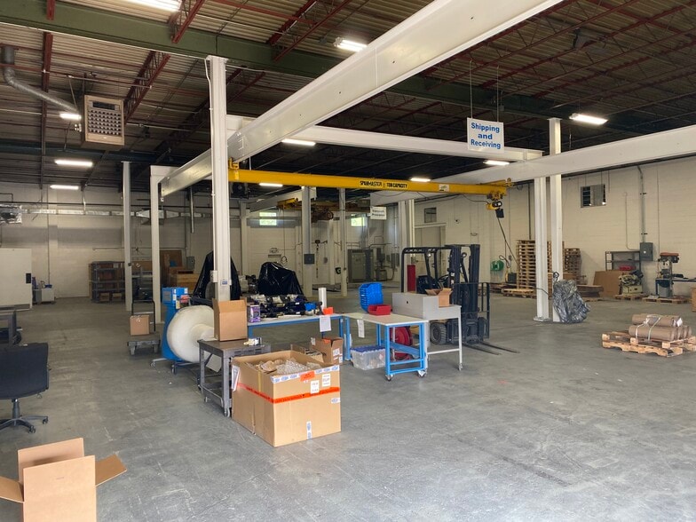 More Photos Of 8450 E 47th St, Indianapolis Warehouse For Sale