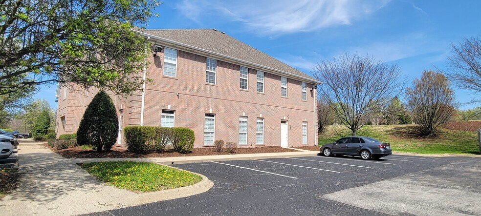 More Photos Of 3220 Office Pointe Pl, Louisville Office For Sale