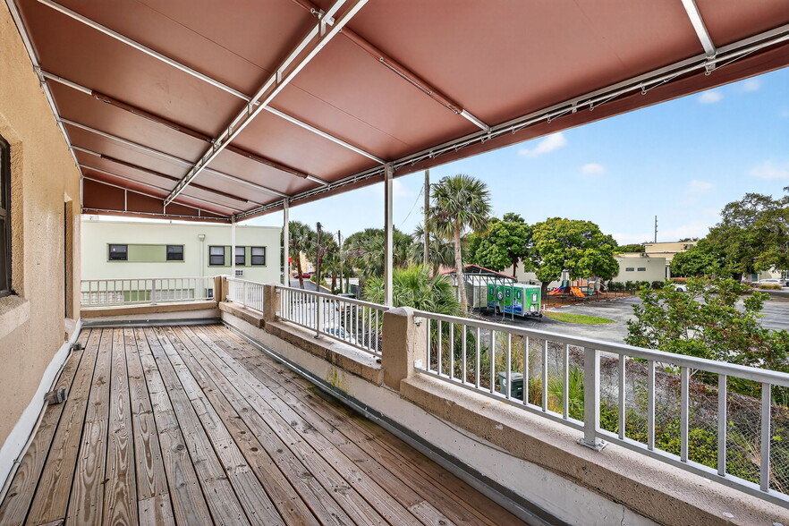 More Photos Of 129 N 5th St, Fort Pierce Storefront Retail Residential For Sale