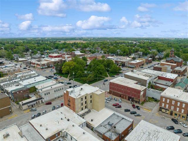 More Photos Of 102 E Main St, Washington Office For Sale
