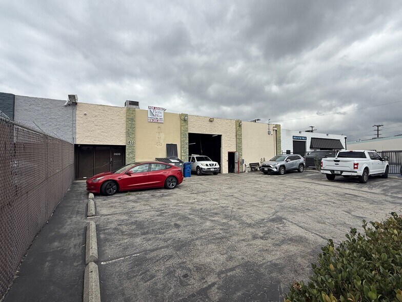 Primary Photo Of 1633 Maria St, Burbank Warehouse For Lease