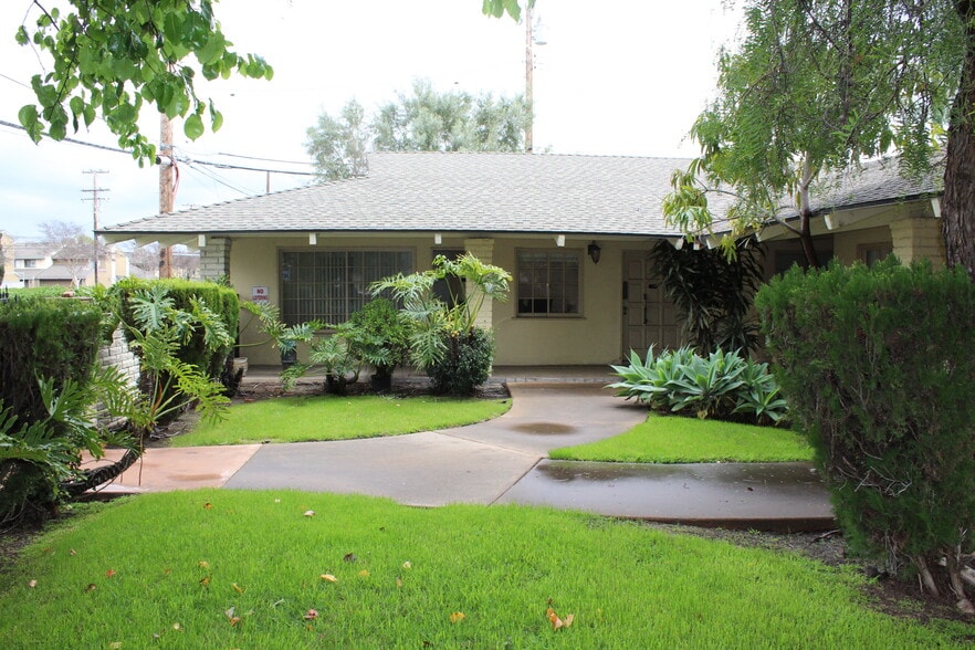 More Photos Of 8732 Westminster Blvd, Westminster Office For Lease