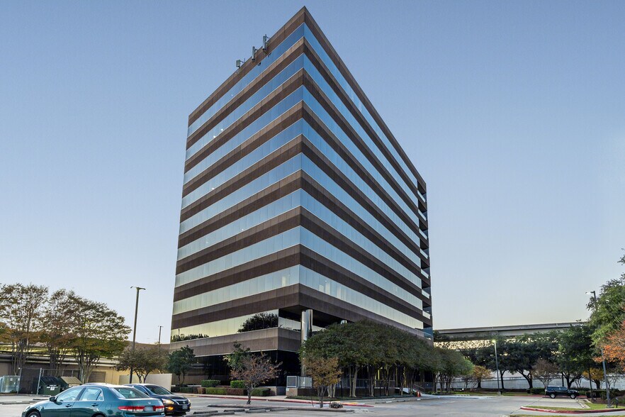 Primary Photo Of 1701 Directors Blvd, Austin Office For Lease