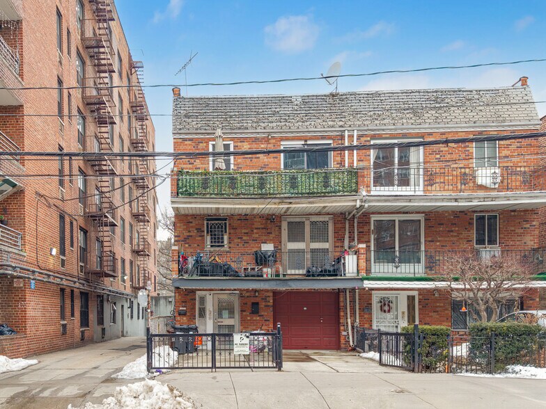 Primary Photo Of 139-01 Franklin Ave, Flushing Land For Sale