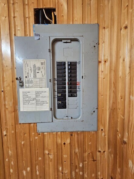 More Photos Of 606 W Main St, Thibodaux Convenience Store For Sale