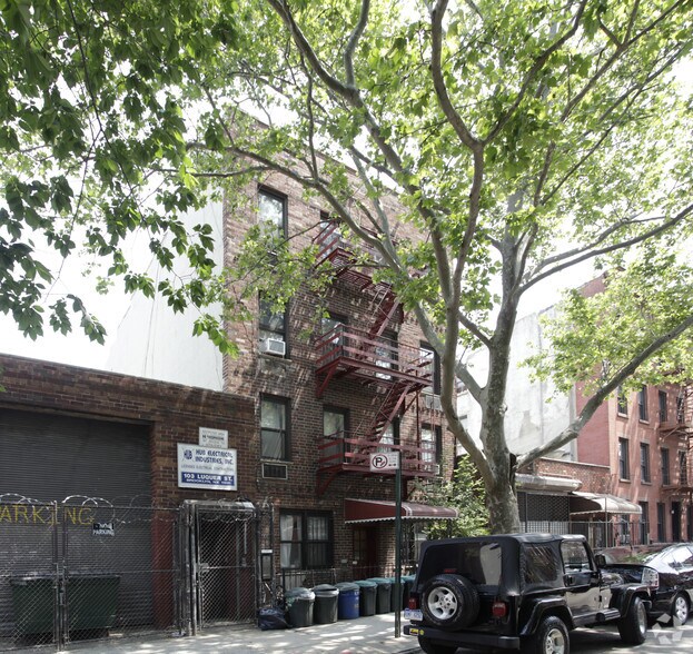 Primary Photo Of 105 Luquer St, Brooklyn Apartments For Sale