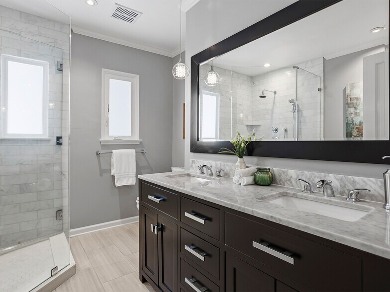 More Photos Of 5233 Lemp Ave, North Hollywood Multifamily For Sale