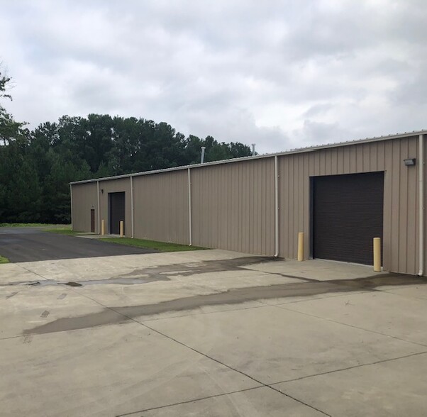 Primary Photo Of 1250 Kitty Hawk, West Columbia Warehouse For Lease