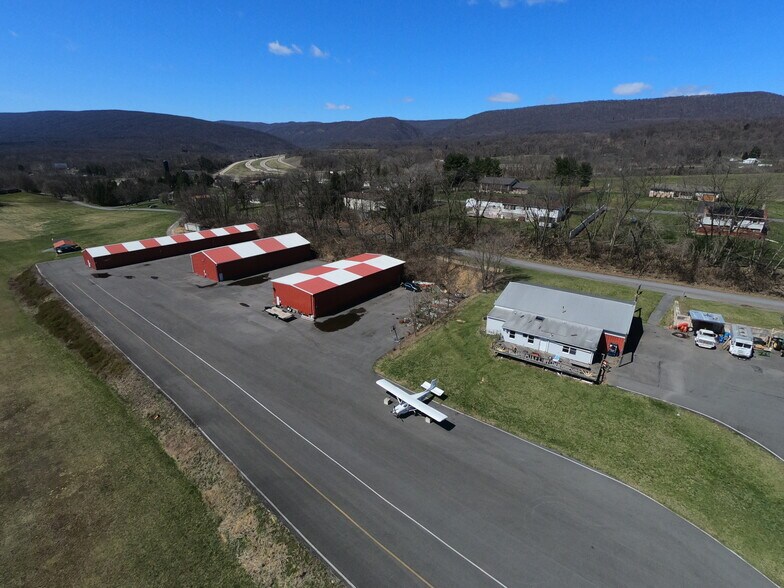 More Photos Of 600 Airport Dr, Mifflintown Flex For Sale
