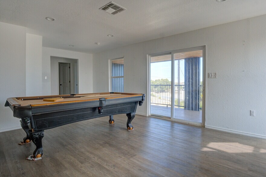 More Photos Of 185 Hidden Dr, Canyon Lake Apartments For Sale