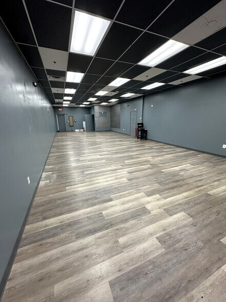 More Photos Of 11650 Billingsley Rd, Waldorf General Retail For Lease