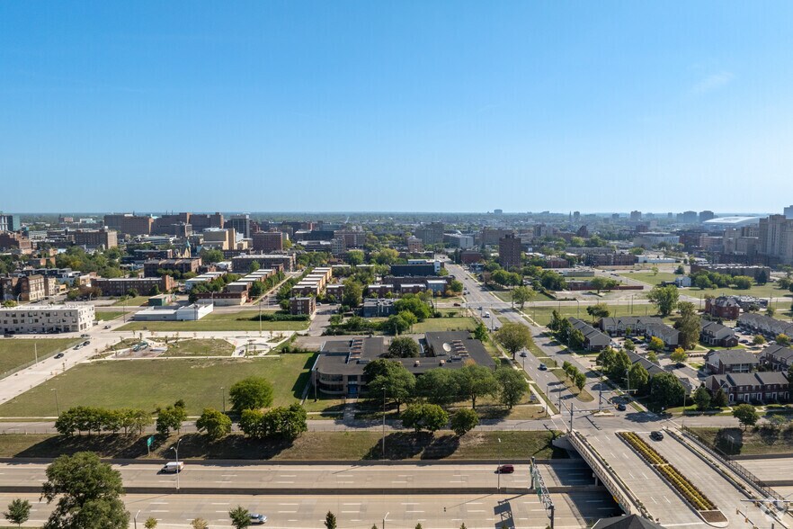 More Photos Of 3550 John C Lodge Fwy, Detroit Schools For Sale