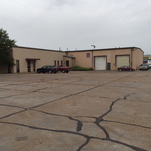 More Photos Of 1327 Boling St, Jackson Service For Lease