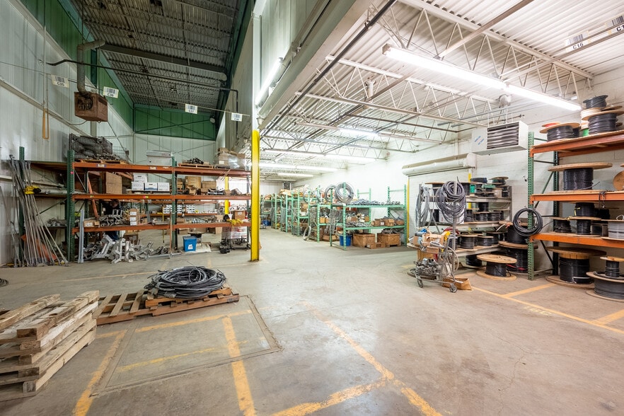 More Photos Of 701 Kaderly Dr, Columbus Warehouse For Sale
