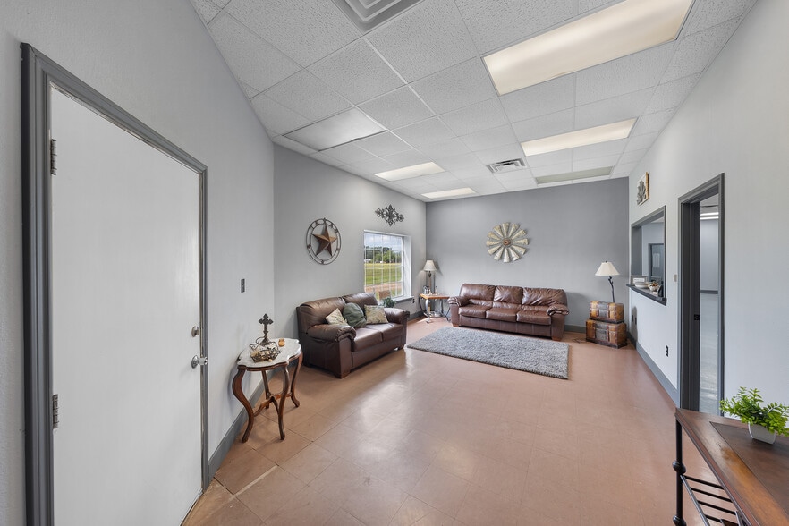 More Photos Of 14733 E State Hwy 11, Como Warehouse For Sale