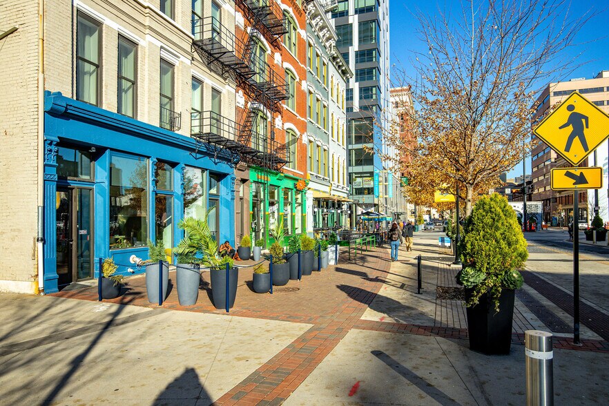 More Photos Of 17-19 E Court St, Cincinnati Apartments For Lease