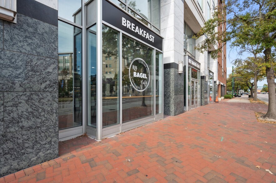 More Photos Of 580 E Main St, Norfolk Office For Lease