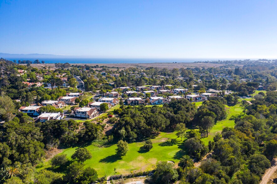 More Photos Of 4760 Calle Camarada, Santa Barbara Golf Course Driving Range For Sale