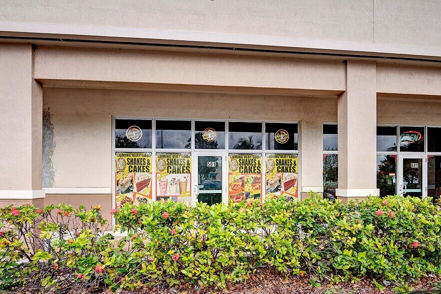 More Photos Of 19401 NW 27th Ave, Miami Gardens General Retail For Sale