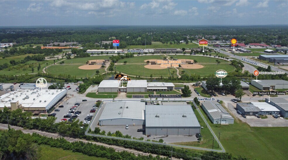 More Photos Of 2120 Town West Dr, Rogers Warehouse For Sale