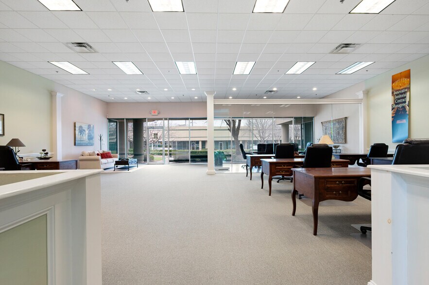 More Photos Of 975 Cobb Place Blvd NW, Kennesaw Flex For Sale