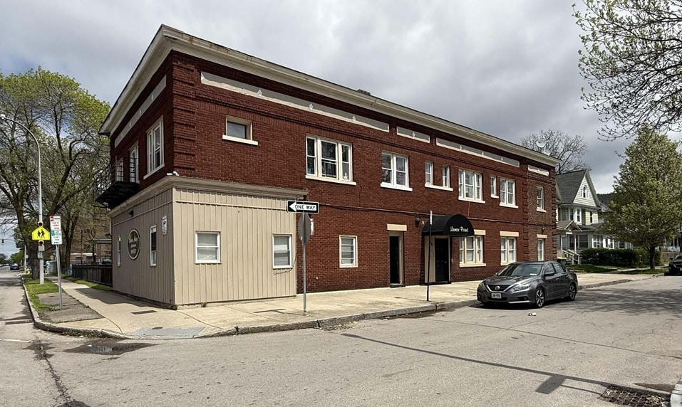 Primary Photo Of 348-352 Genesee St, Rochester Apartments For Sale