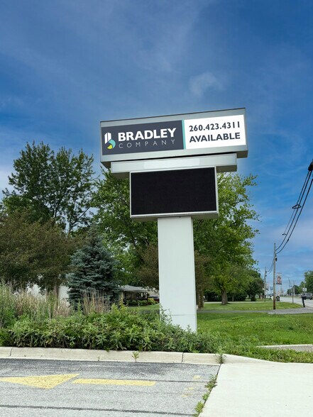 More Photos Of 1000 N Williams St, Paulding Drugstore For Sale