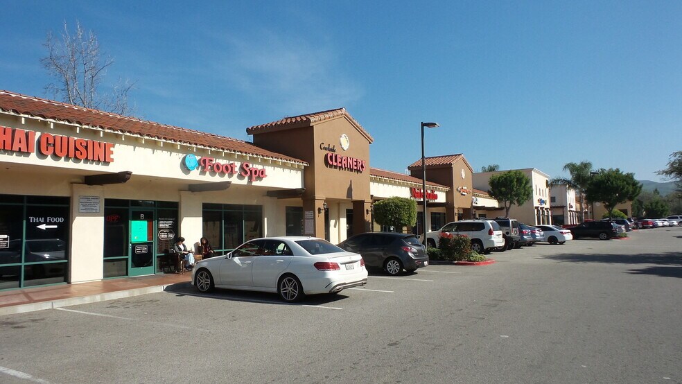 More Photos Of 501-561 New Los Angeles Ave, Moorpark Unknown For Lease