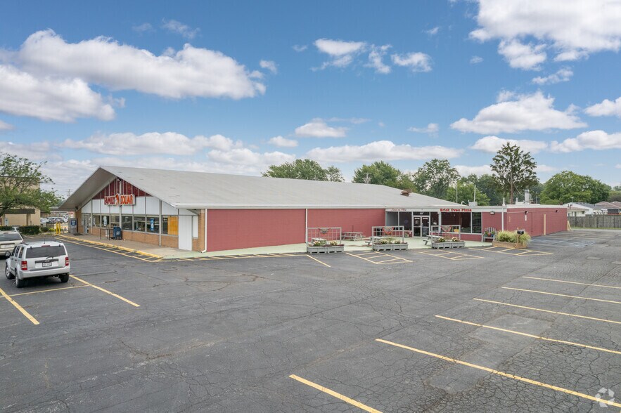 More Photos Of 3817 Oberlin Ave, Lorain Convenience Store For Sale