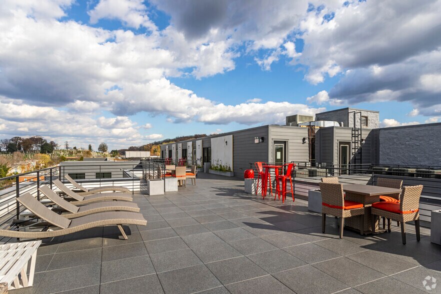 More Photos Of 1122 Bladensburg Rd NE, Washington Apartments For Sale