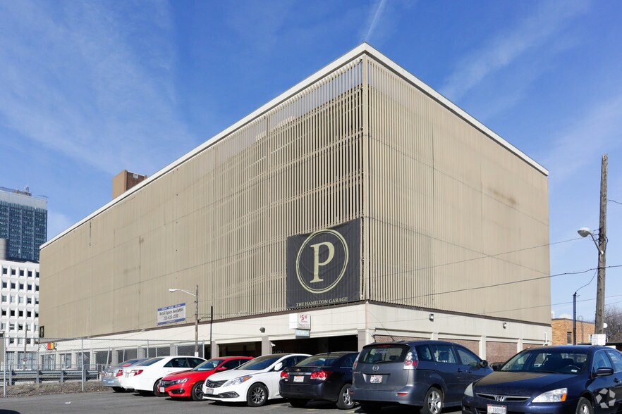 Primary Photo Of 1277 Hamilton Ave, Cleveland Parking Garage For Lease