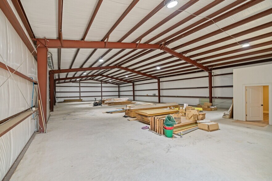 More Photos Of 1707 Bernie Ave, Rosenberg Office For Sale