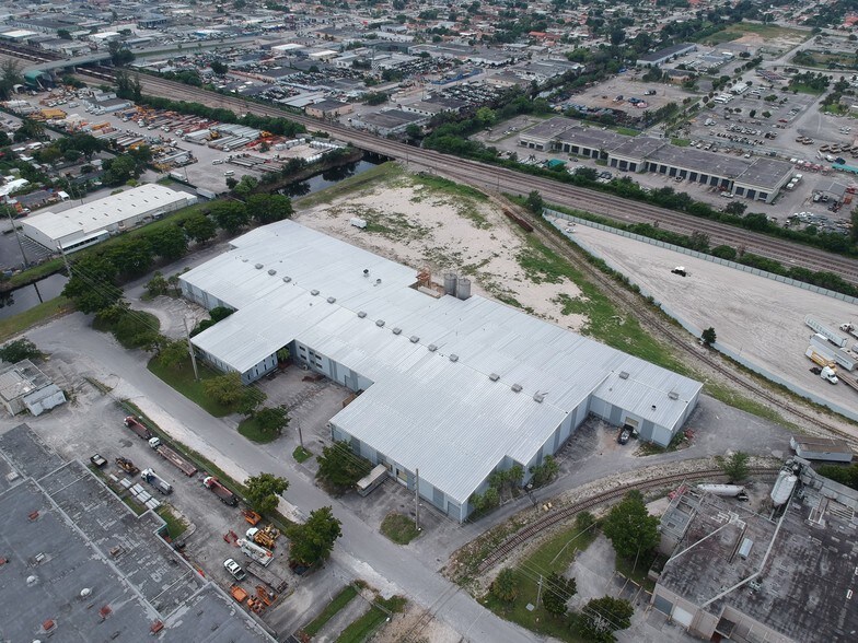 More Photos Of 10700 NW 36th Ave, Miami Warehouse For Lease