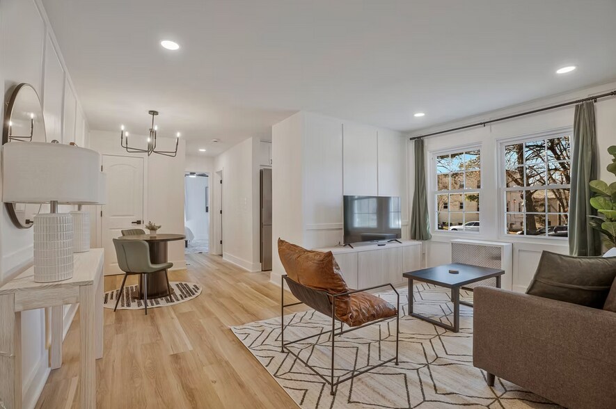 More Photos Of 1217 N Kensington St, Arlington Apartments For Sale