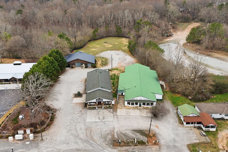 More Photos Of 2853 Lower Union Hill Rd, Canton Veterinarian Kennel For Sale