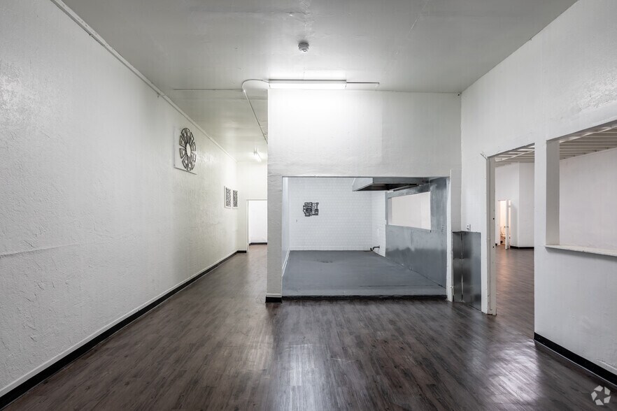More Photos Of 8129 San Pedro St, Los Angeles Storefront For Sale