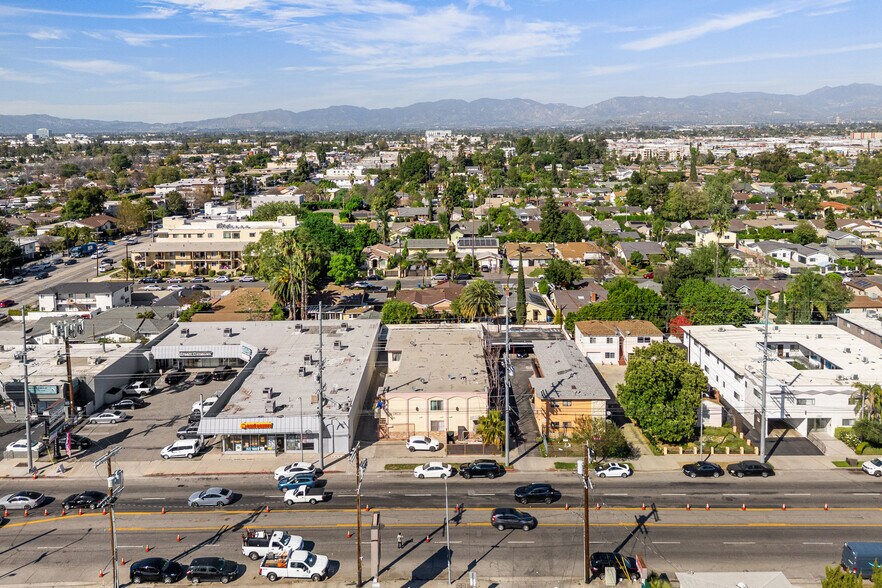 More Photos Of 13631 Vanowen St, Van Nuys Apartments For Sale