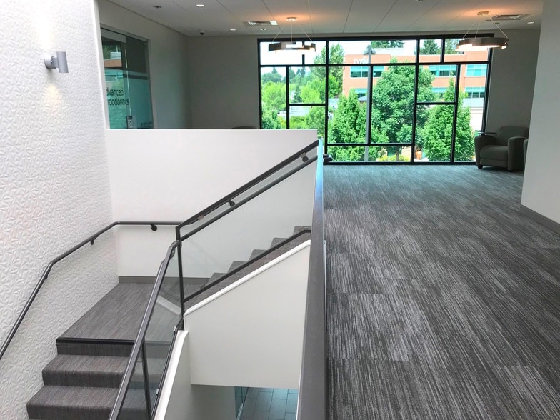 More Photos Of 12115 SW 70th Ave, Tigard Medical For Lease