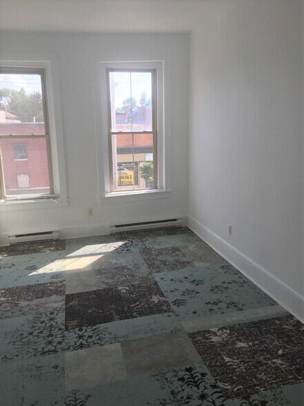 More Photos Of 141-143 Main St, Hackettstown Storefront Retail Residential For Sale