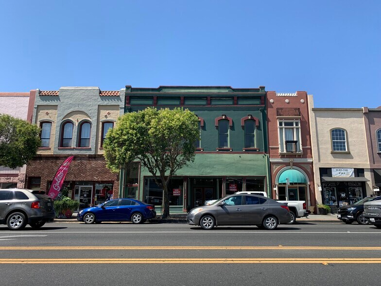 More Photos Of 635 Main St, Red Bluff General Retail For Sale