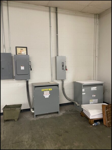 More Photos Of 7910 District Dr, Charlotte Manufacturing For Sale