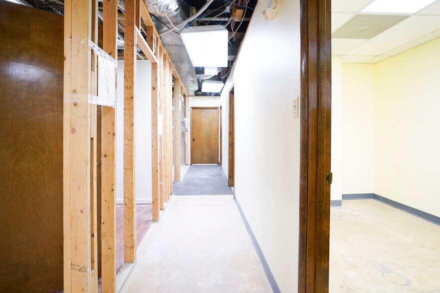 More Photos Of 102 Elden St, Herndon Medical For Sale